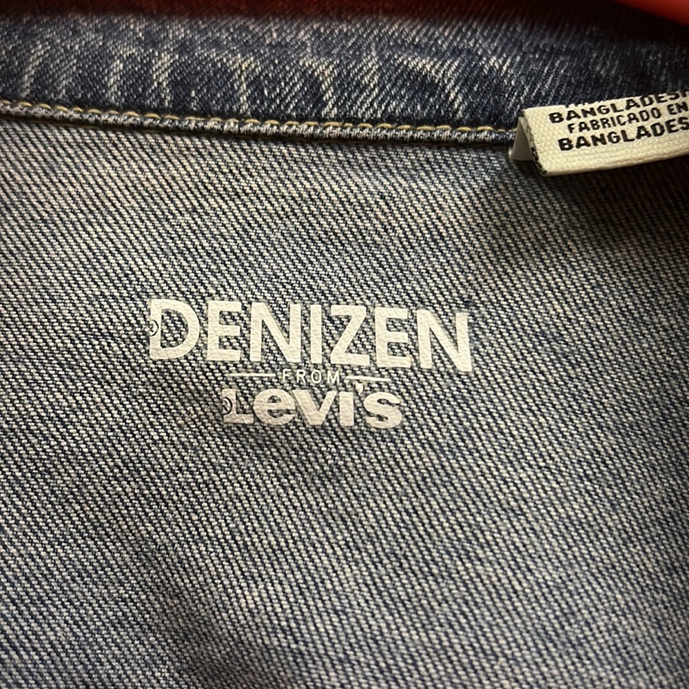 Levi’s Denim Jacket - Picture 4 of 4